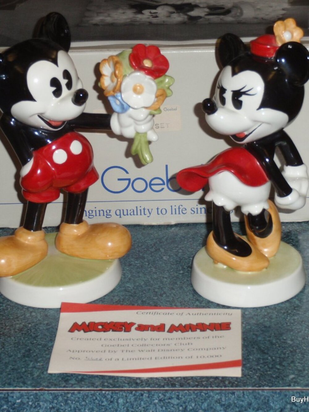 "Mickey & Minnie Mouse" Goebel Disney Collectors Club Limited Edition Figurines